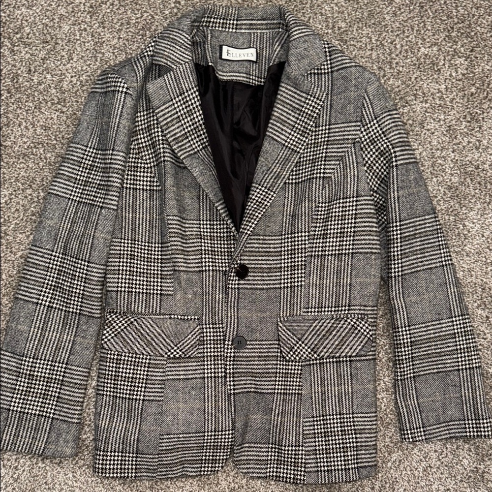 Ellie Gray Checkered Women's Blazer